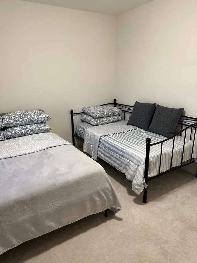 4 Bedrooms New House Sleep 12 Fury Friends Welcome Καταρράκτες του Νιαγάρα Καναδάς