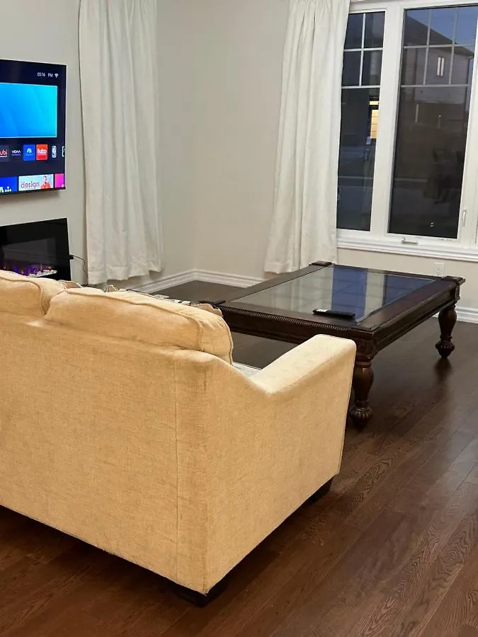 4 Bedrooms New House Sleep 12 Fury Friends Welcome Καταρράκτες του Νιαγάρα 0*,